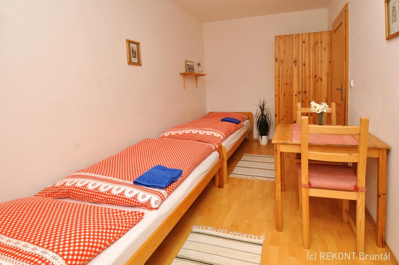 Penzion u Vodopádu Karlova Studánka Exterior foto